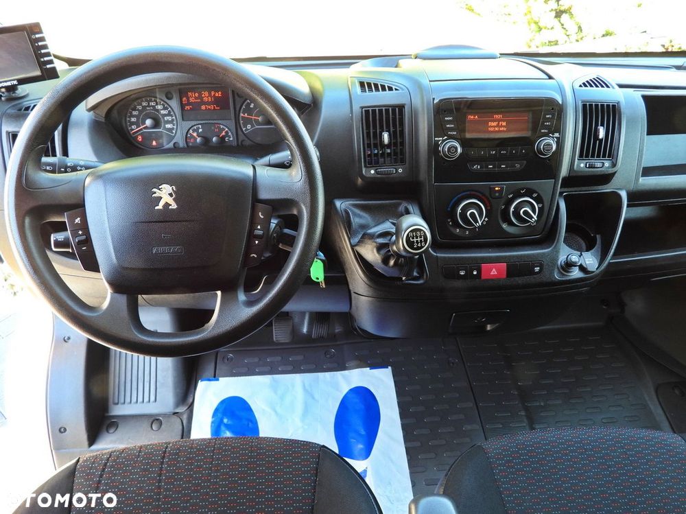 Peugeot BOXER KONTENER WINDA 8 PALET TEMPOMAT KLIMATYZACJA  130KM - 28