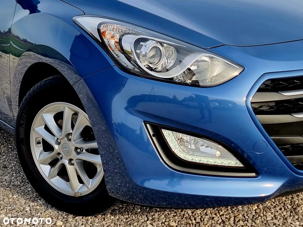 Hyundai i30 Kombi 1.6 GDi DCT Style - 30