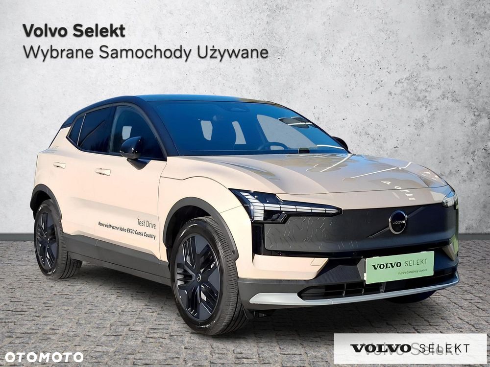 Volvo EX30 - 9