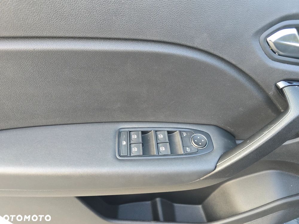 Renault Captur TCe 90 INTENS - 8
