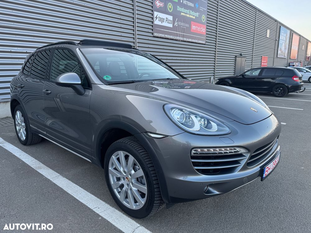 Porsche Cayenne Tiptronic S - 38