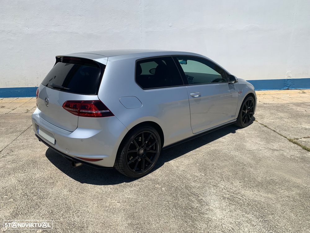 VW Golf 2.0 TSi GTi DSG Performance - 5