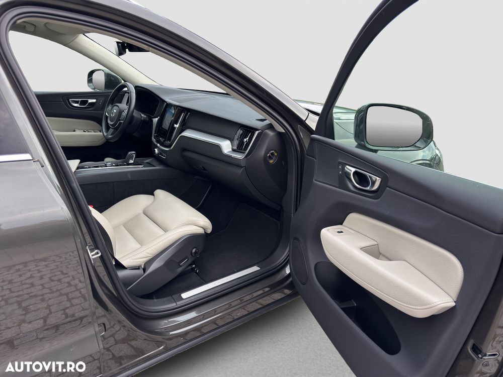 Volvo XC 60 T8 Twin Engine AWD Inscription - 21