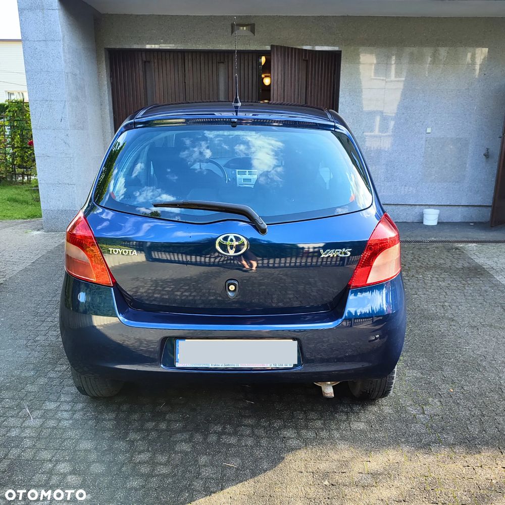 Toyota Yaris 1.0 Luna A/C - 16