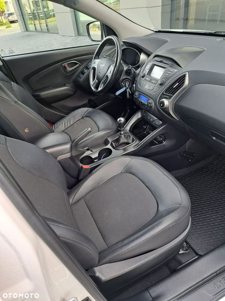 Hyundai ix35 2.0 CRDi 4WD Premium - 22
