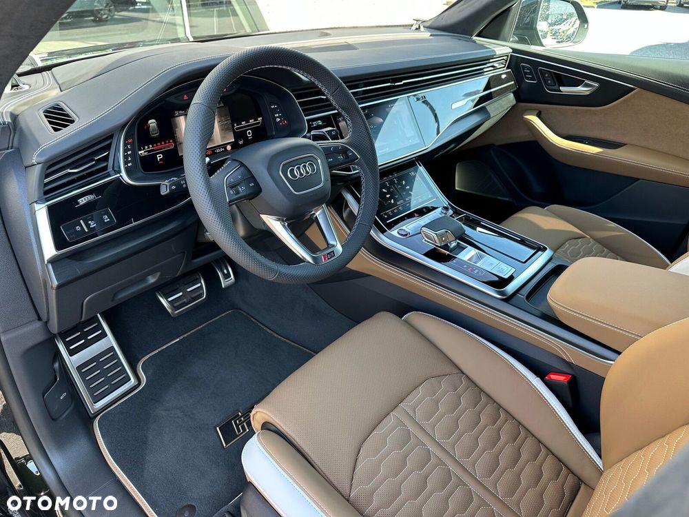 Audi RS Q8 - 14
