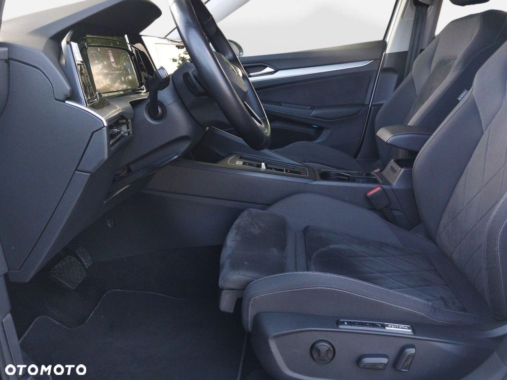 Volkswagen Golf Variant 2.0 TDI Life DSG - 17