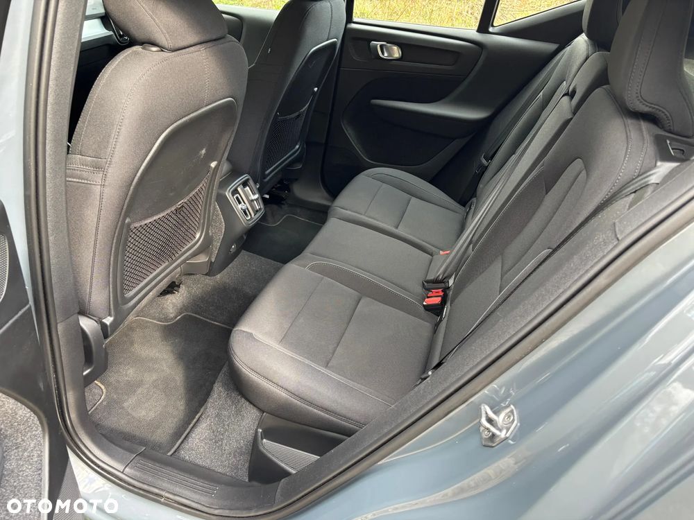 Volvo XC 40 T3 Momentum - 10