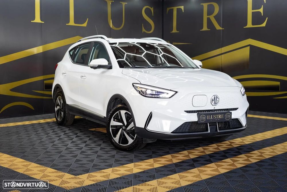 MG ZS EV 72.6 kWh Luxury OBC 11 kW - 2