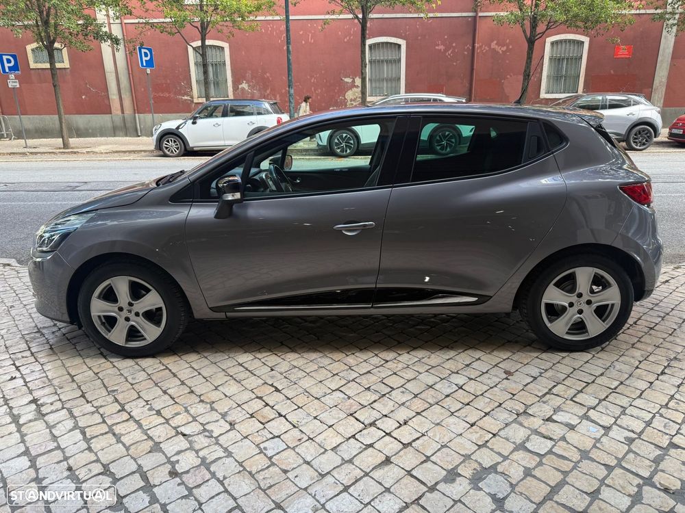 Renault Clio 1.5 dCi Confort - 6