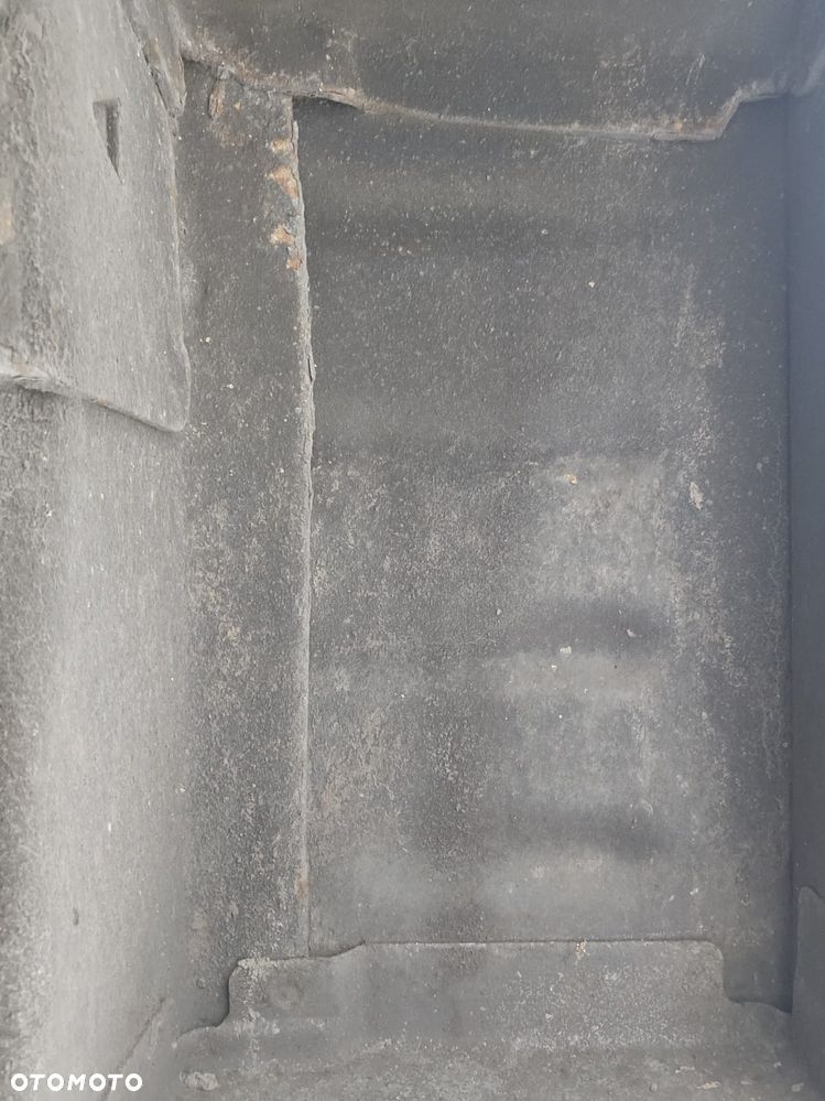 Jeep Grand Cherokee - 22