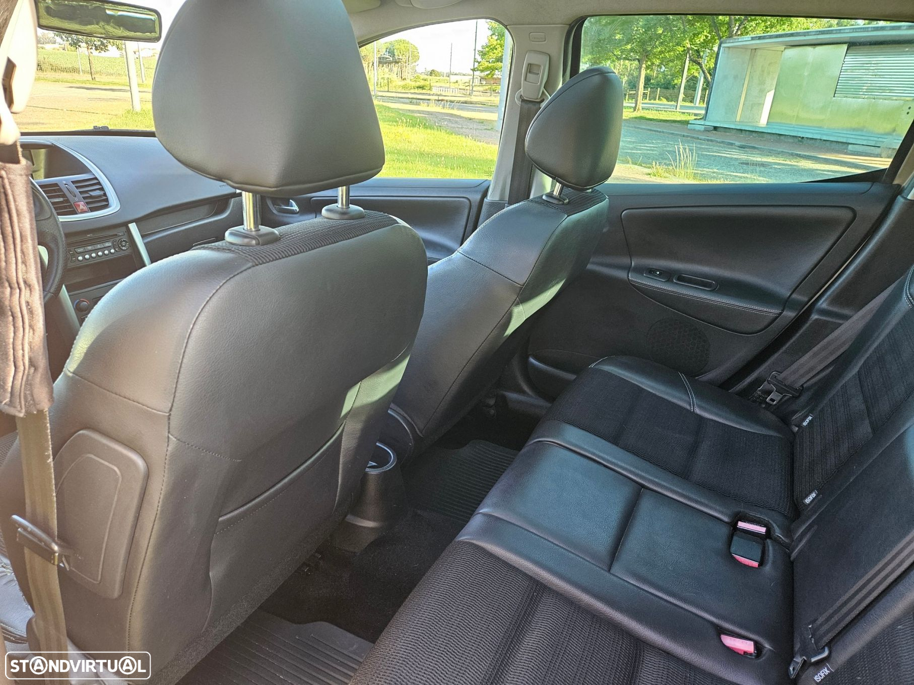 Peugeot 207 SW 1.6 HDi Outdoor - 14