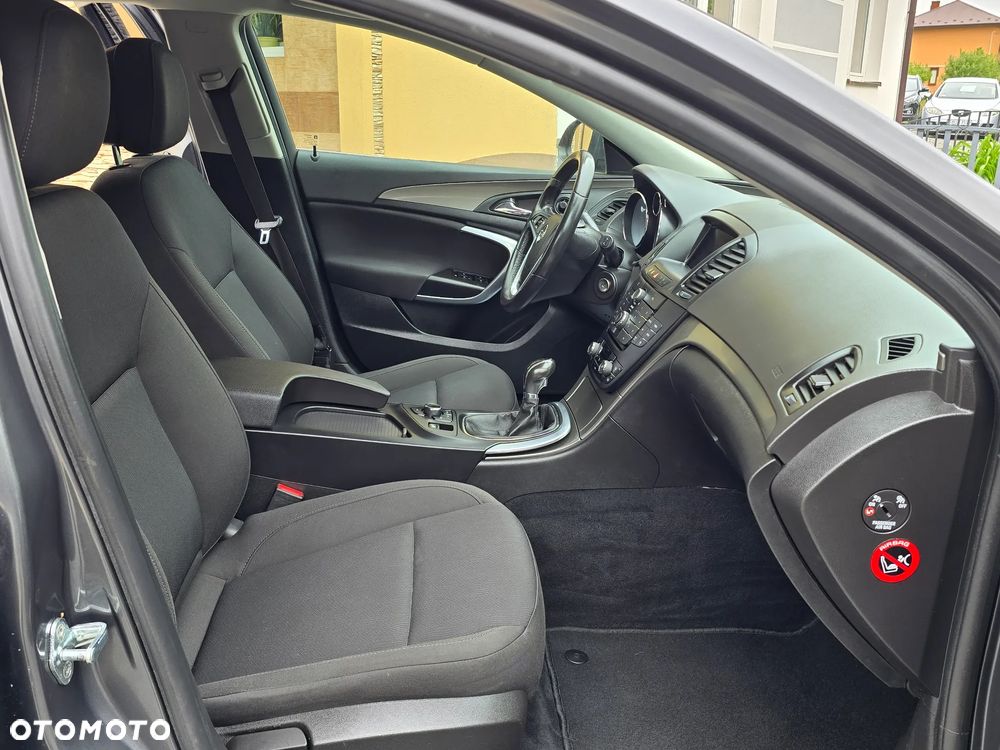 Opel Insignia 1.6 Turbo Cosmo - 23