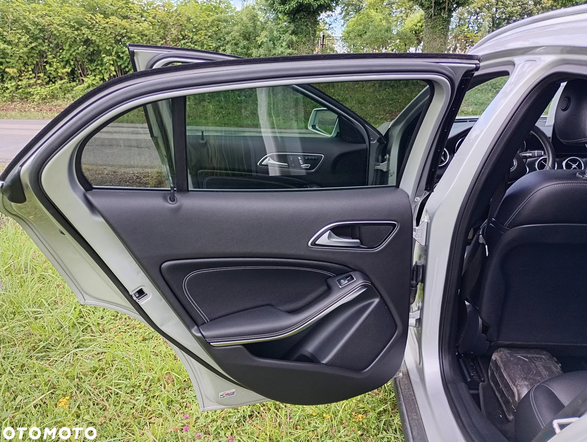 Mercedes-Benz GLA 250 4-Matic - 11