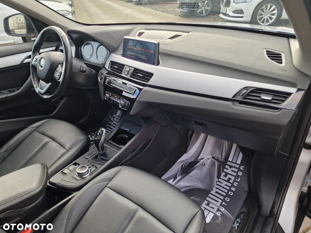 BMW X1 sDrive18d Sport Line sport - 24