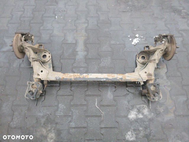 BELKA TYŁ TYLNA VOLKSWAGEN GOLF IV AUDI A3 LEON I TOLEDO II OCTAVIA I - 1