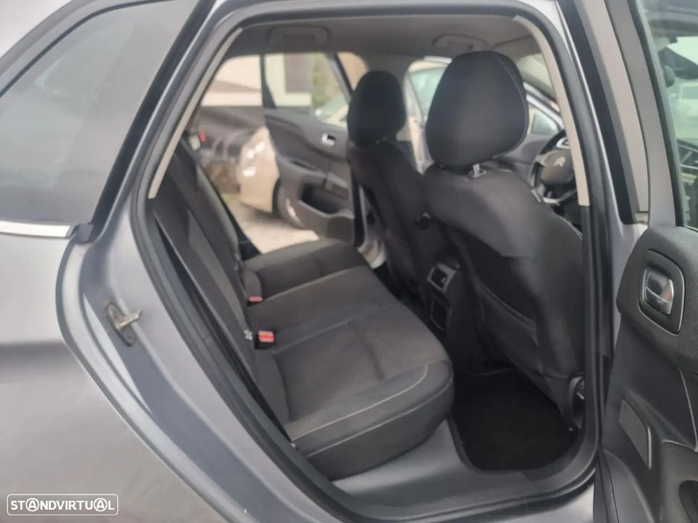 Citroën C4 - 10