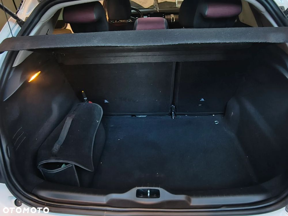 Citroën C4 Cactus - 15