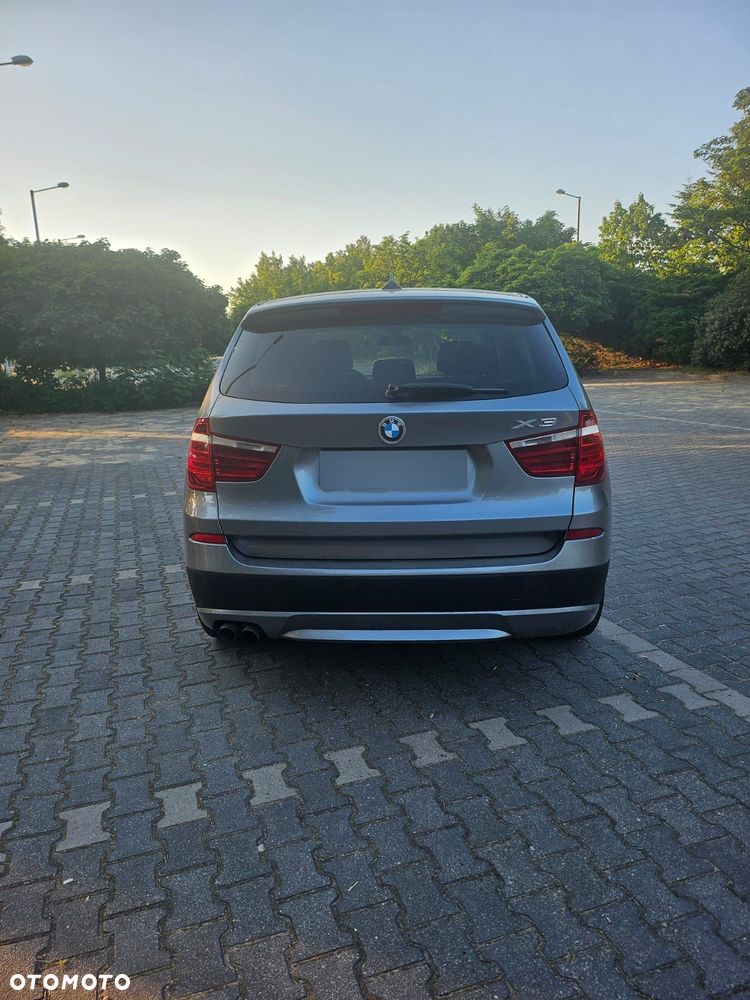 BMW X3 28i xDrive - 2