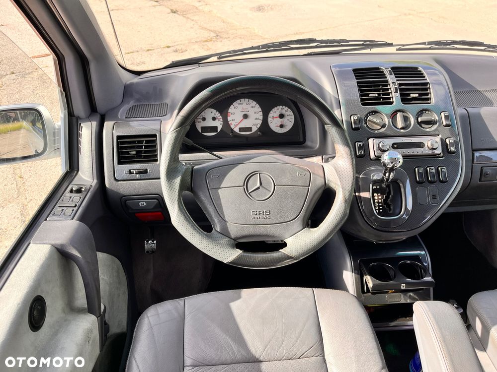 Mercedes-Benz Klasa V - 11