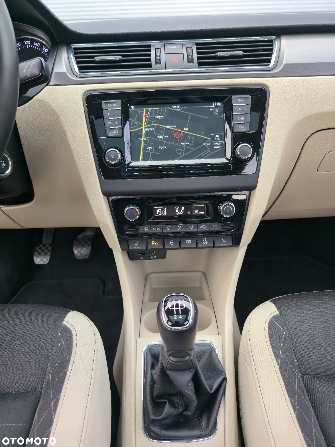 Skoda RAPID Spaceback 1.6 TDI Style - 30
