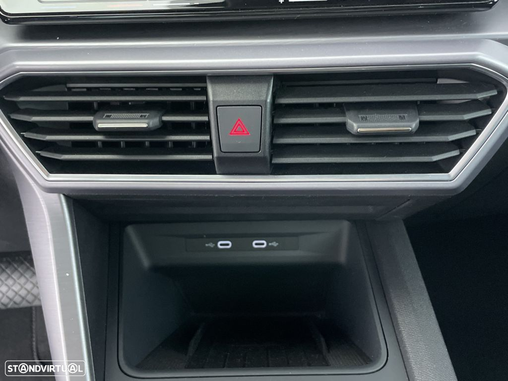 SEAT Leon ST 1.5 eTSI FR DSG - 20