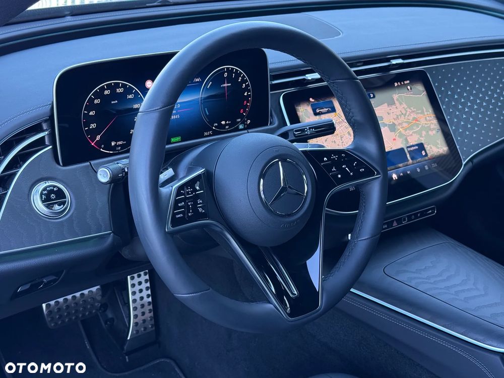 Mercedes-Benz Klasa E 300de 4Matic All-Terrain 9G-TRONIC - 13