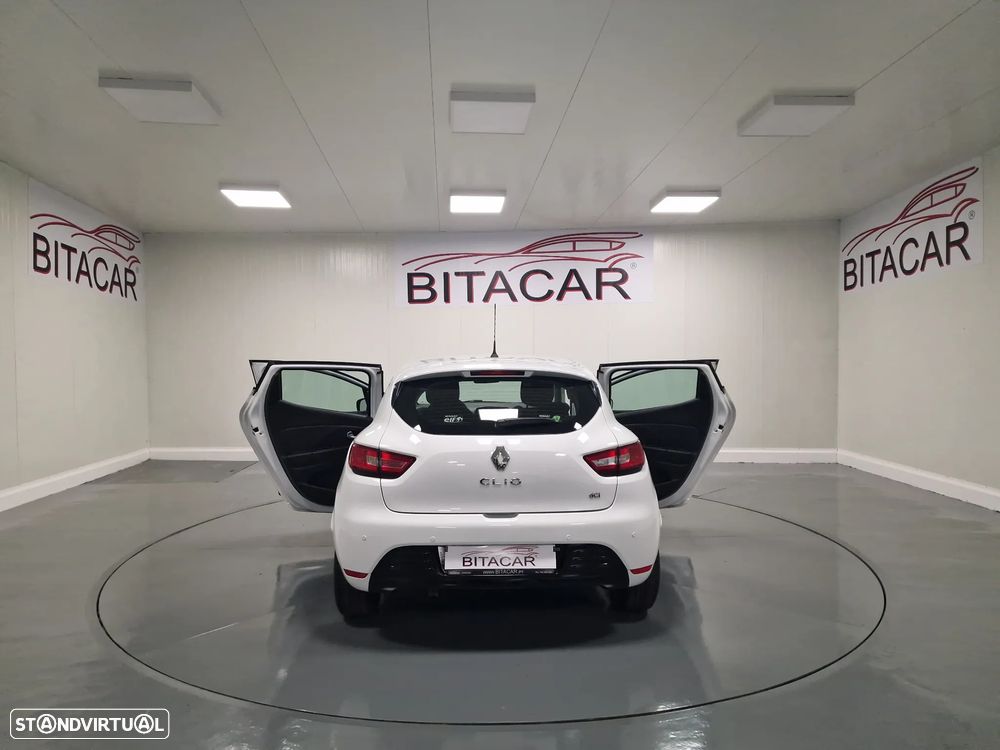 Renault Clio 1.5 dCi Zen - 32