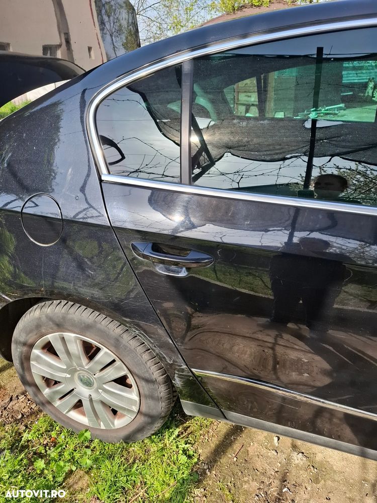 Volkswagen Passat 2.0 TDI Highline - 20