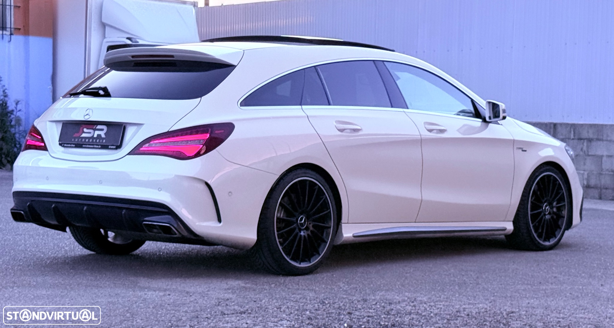 Mercedes-Benz CLA 45 AMG 4Matic Shooting Brake Speedshift 7G-DCT Night Edition - 4