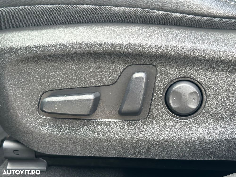 Hyundai KONA EV Premium - 20