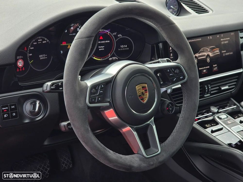 Porsche Cayenne Coupé E-Hybrid - 13