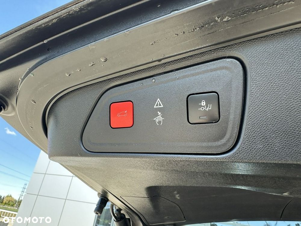 Peugeot 3008 1.6 THP Allure S&S EAT6 - 31