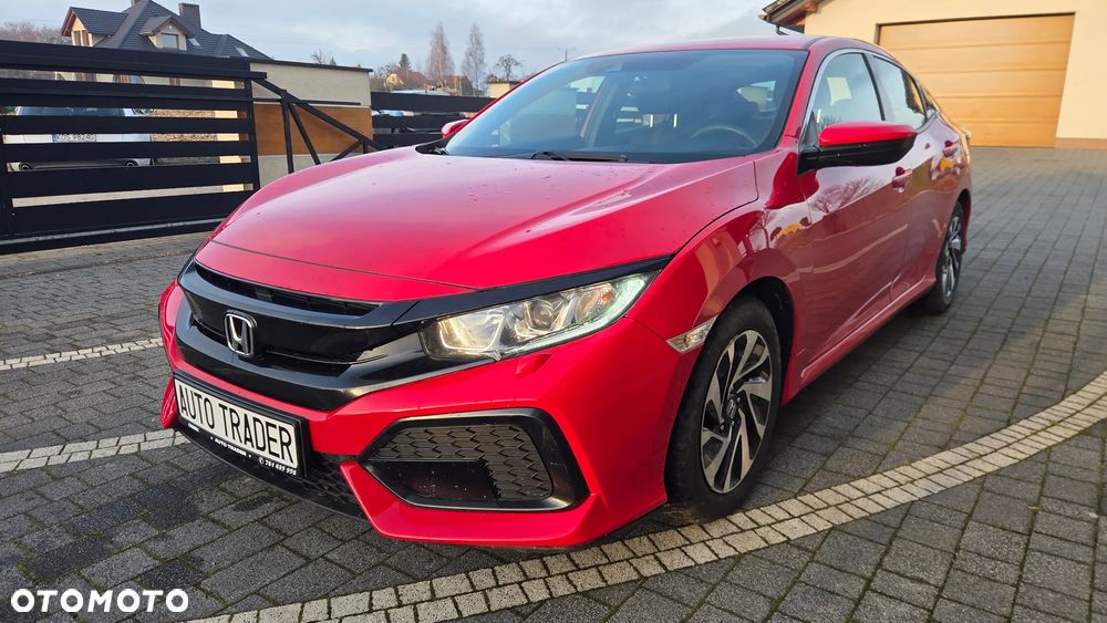 Honda Civic 1.0 i-VTEC Turbo Comfort Sport Line - 11