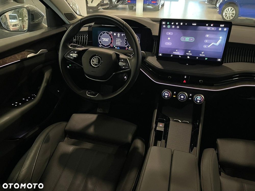 Skoda Superb 2.0 TDI SCR L&K DSG - 13