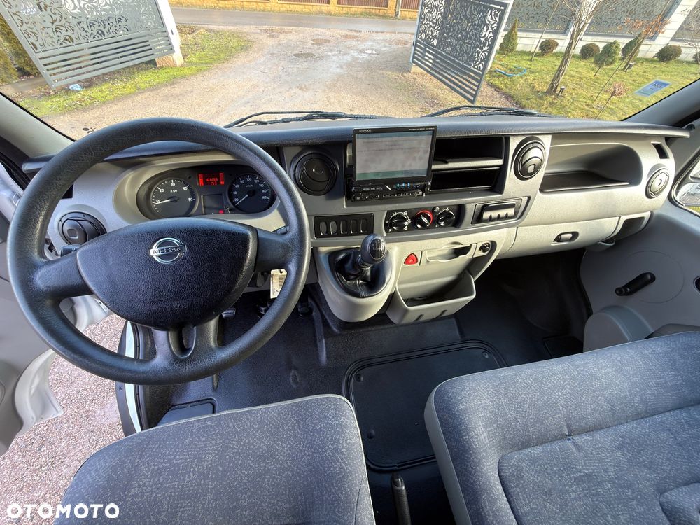 Nissan Interstar - 6