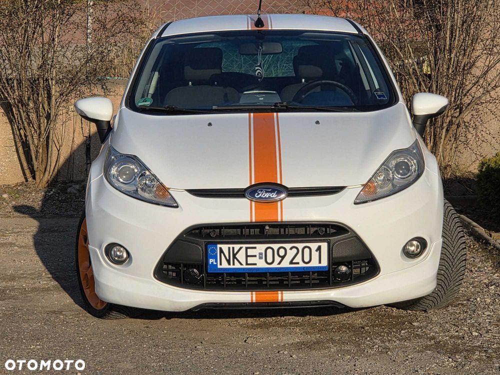 Ford Fiesta - 2