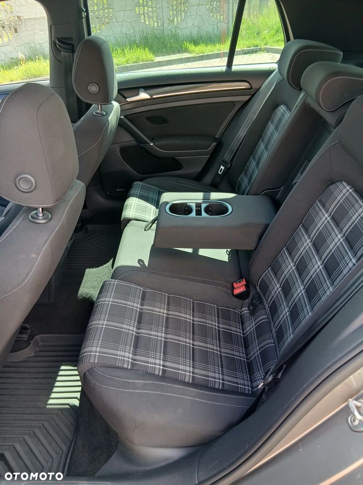 Volkswagen Golf 2.0 TDI BMT GTD - 18