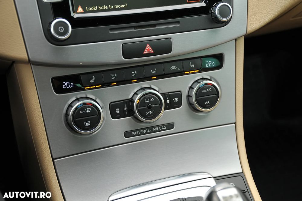 Volkswagen Passat CC 2.0 TDI DSG BMT - 26