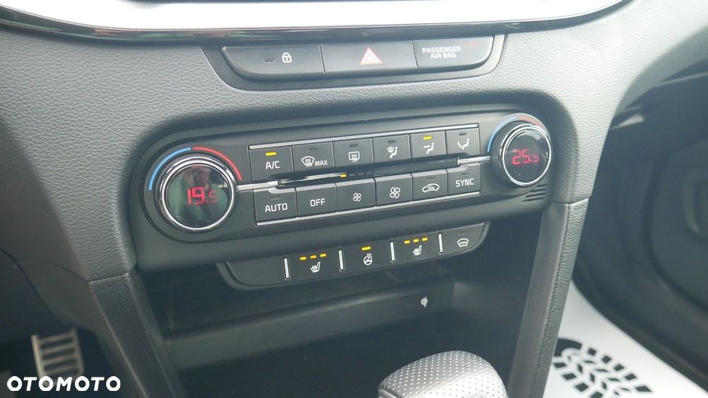 Kia ProCeed - 30
