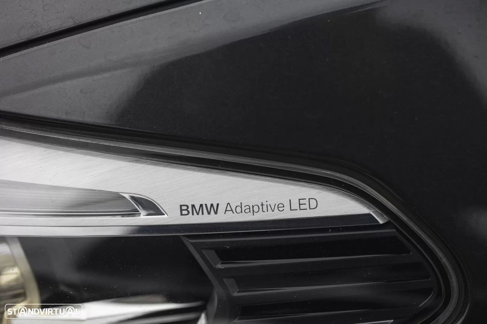 BMW 520 d Pack Desportivo M Auto - 11