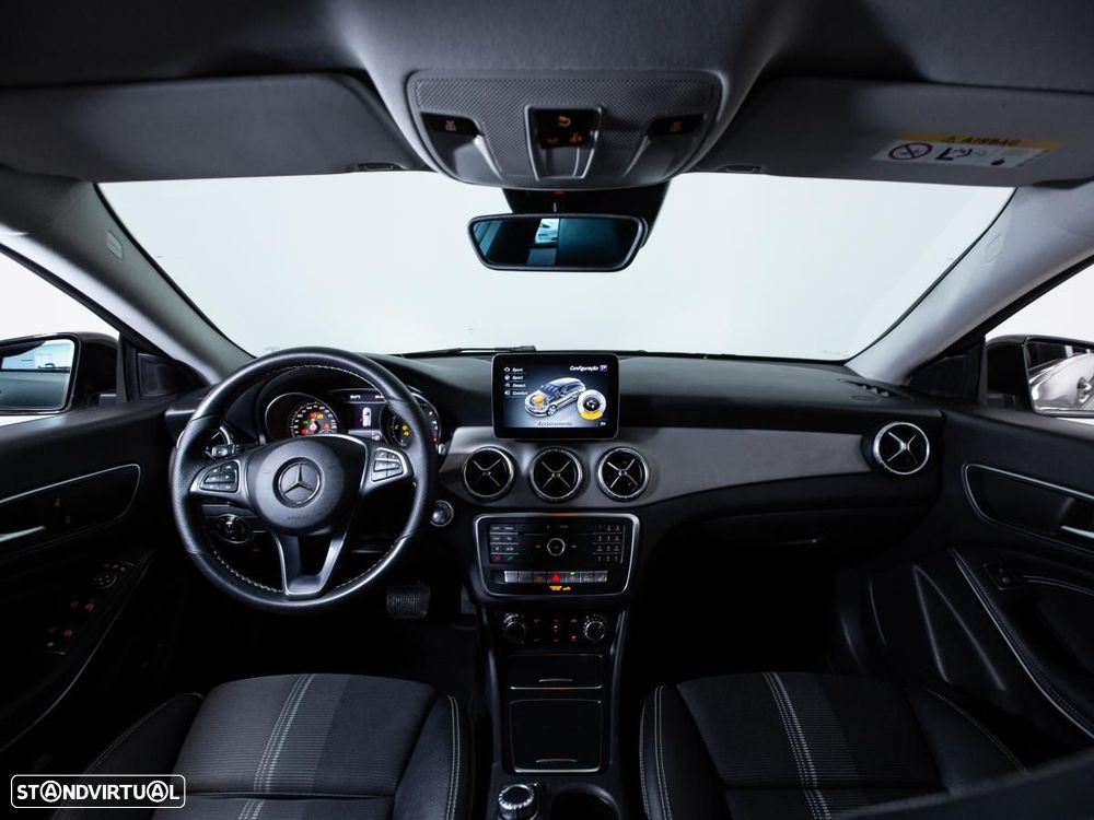 Mercedes-Benz CLA 200 - 7