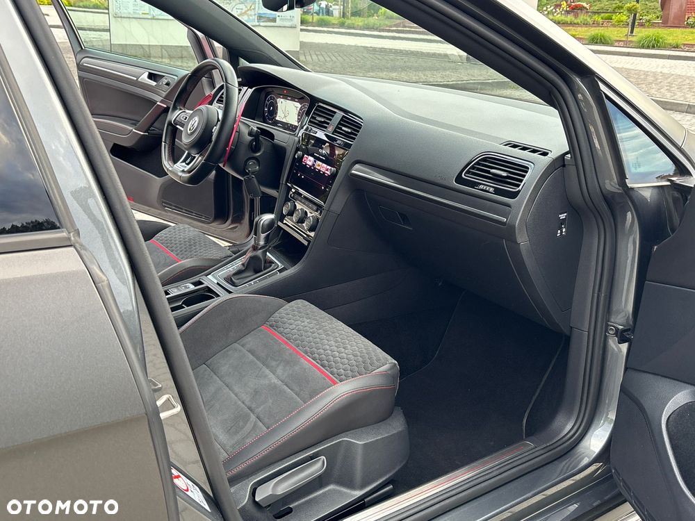 Volkswagen Golf GTI (BlueMotion Technology) DSG Performance - 8