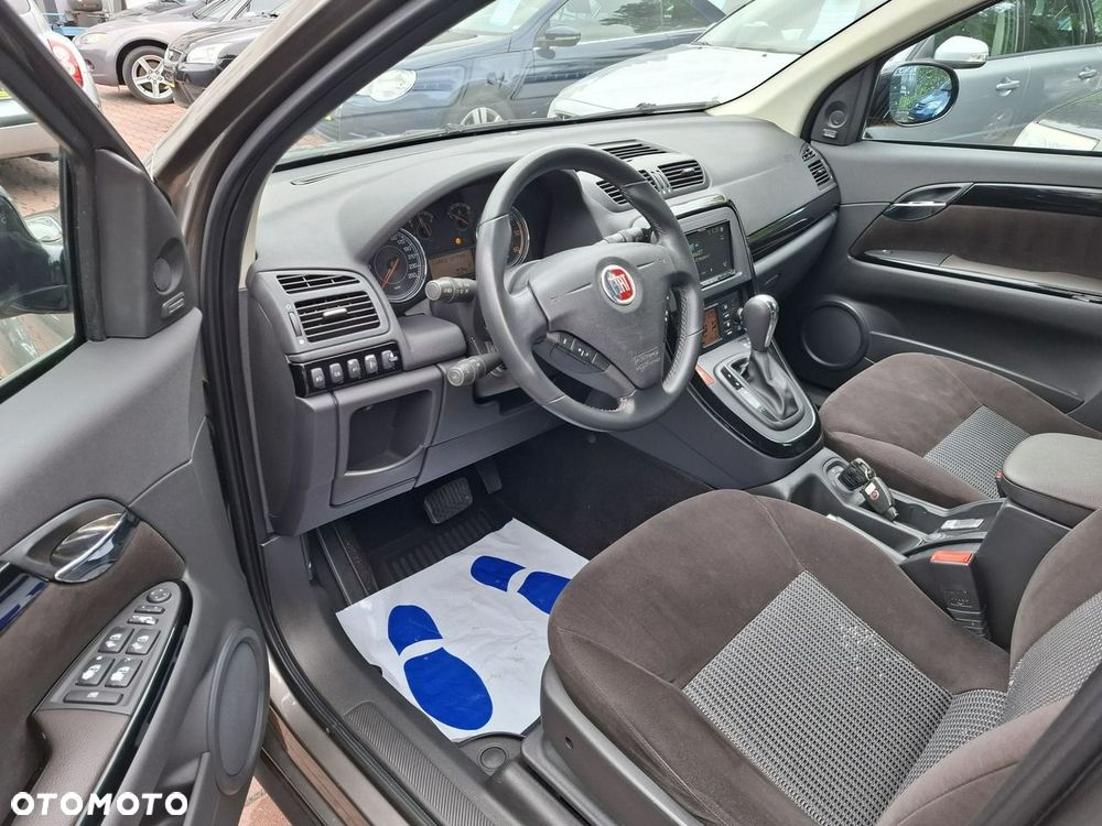 Fiat Croma 1.9 JTD Dynamic - 14