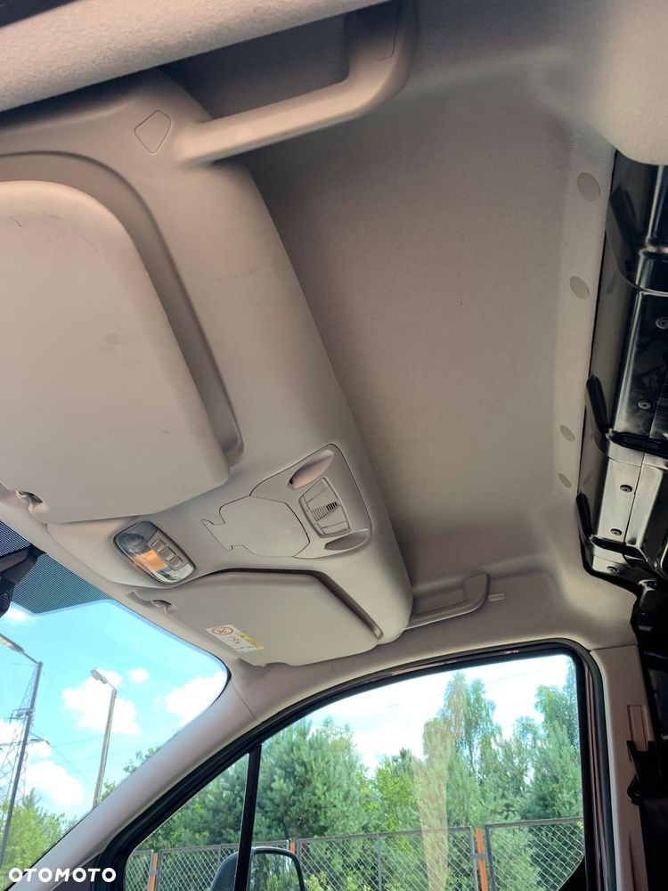 Ford Transit Connect - 14