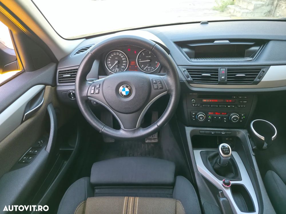 BMW X1 sDrive18d - 15