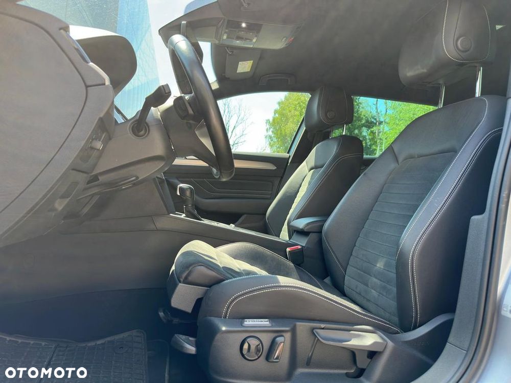 Volkswagen Passat - 11