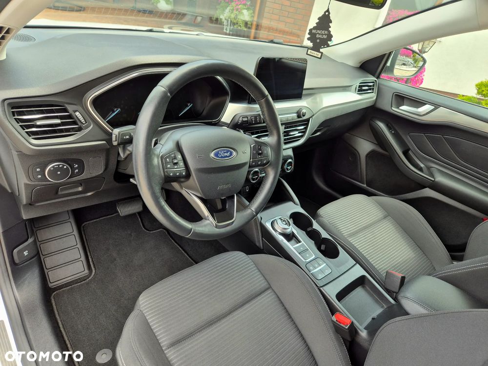 Ford Focus 2.0 EcoBlue Titanium - 14