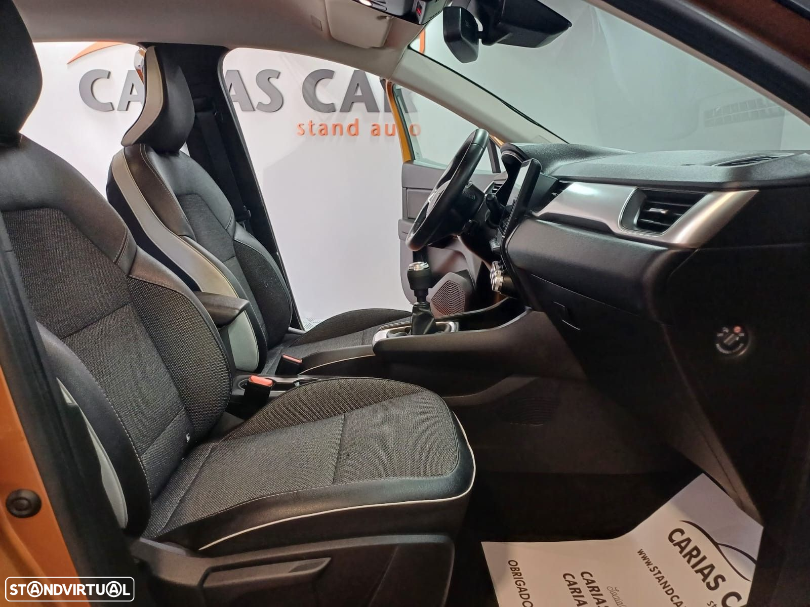 Renault Captur 1.0 TCe Intens - 11