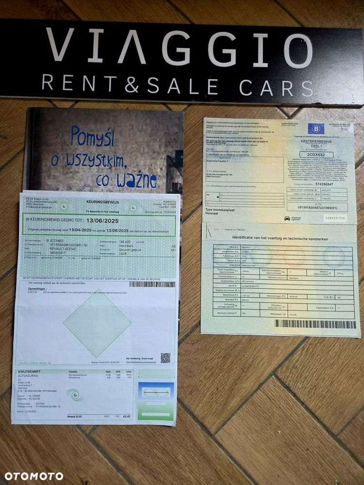 Renault Grand Scenic - 32